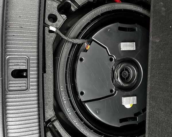 Черный Ауди Ку 5, объемом двигателя 2 л и пробегом 89 тыс. км за 43200 $, фото 18 на Automoto.ua