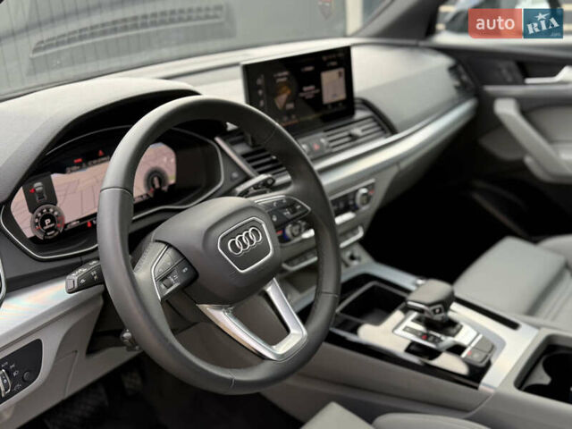 Черный Ауди Ку 5, объемом двигателя 2 л и пробегом 17 тыс. км за 39500 $, фото 74 на Automoto.ua