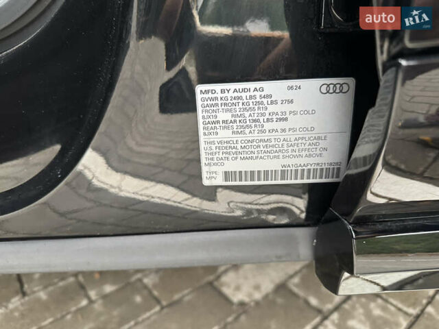 Черный Ауди Ку 5, объемом двигателя 1.98 л и пробегом 28 тыс. км за 36500 $, фото 42 на Automoto.ua