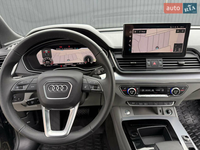 Черный Ауди Ку 5, объемом двигателя 2 л и пробегом 17 тыс. км за 39500 $, фото 85 на Automoto.ua