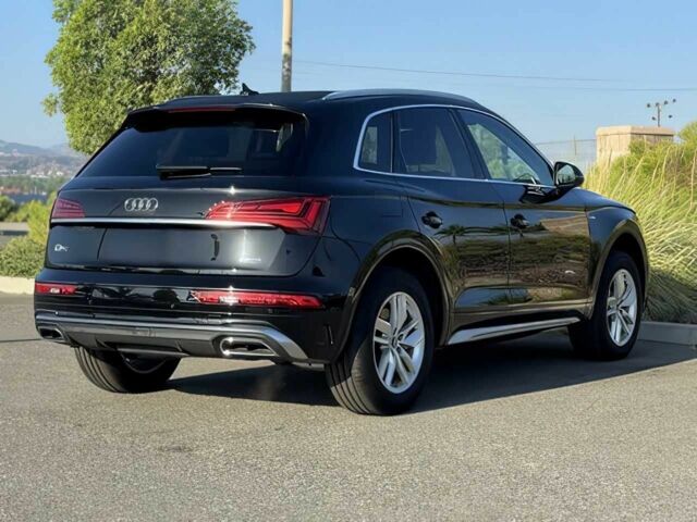 Черный Ауди Ку 5, объемом двигателя 2 л и пробегом 13 тыс. км за 20600 $, фото 3 на Automoto.ua