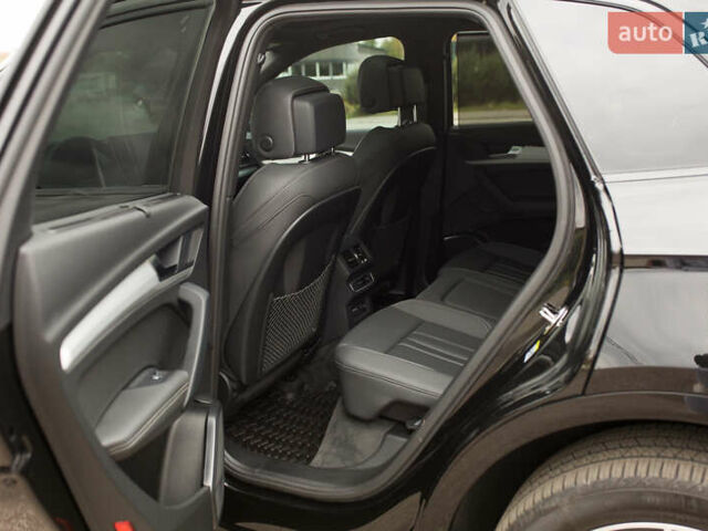 Черный Ауди Ку 5, объемом двигателя 1.98 л и пробегом 12 тыс. км за 53000 $, фото 52 на Automoto.ua