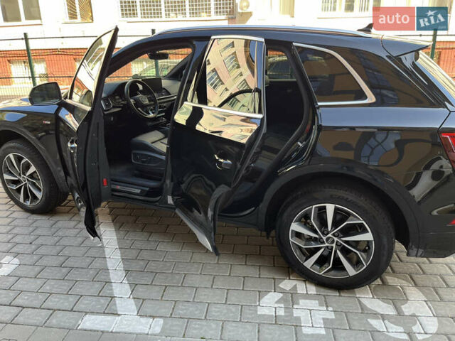 Чорний Ауді Ку 5, об'ємом двигуна 1.98 л та пробігом 33 тис. км за 47500 $, фото 19 на Automoto.ua
