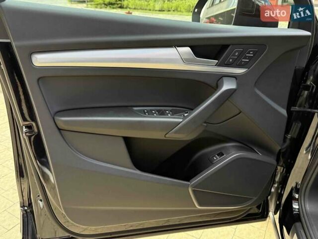 Чорний Ауді Ку 5, об'ємом двигуна 2 л та пробігом 1 тис. км за 46400 $, фото 11 на Automoto.ua