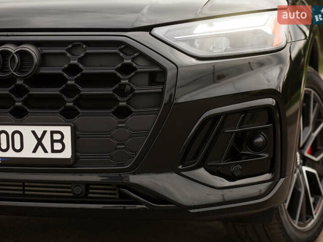 Черный Ауди Ку 5, объемом двигателя 1.98 л и пробегом 12 тыс. км за 53000 $, фото 19 на Automoto.ua