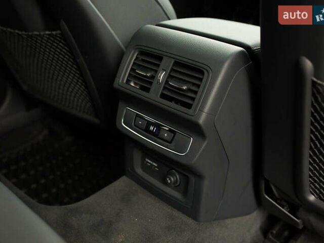 Чорний Ауді Ку 5, об'ємом двигуна 1.98 л та пробігом 11 тис. км за 55000 $, фото 8 на Automoto.ua