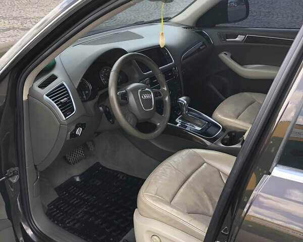 Коричневый Ауди Ку 5, объемом двигателя 1.98 л и пробегом 330 тыс. км за 10000 $, фото 4 на Automoto.ua
