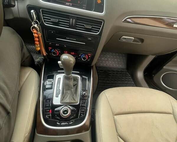 Коричневый Ауди Ку 5, объемом двигателя 1.98 л и пробегом 300 тыс. км за 12300 $, фото 11 на Automoto.ua