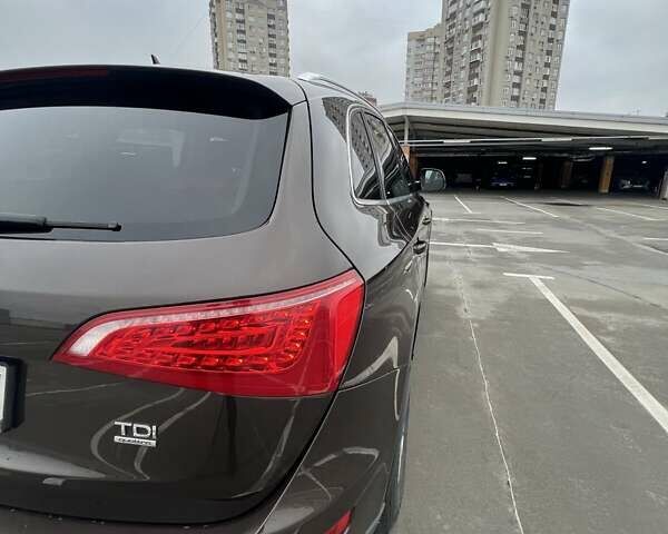 Коричневий Ауді Ку 5, об'ємом двигуна 2 л та пробігом 271 тис. км за 16000 $, фото 10 на Automoto.ua