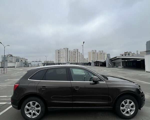 Коричневий Ауді Ку 5, об'ємом двигуна 2 л та пробігом 271 тис. км за 16000 $, фото 4 на Automoto.ua