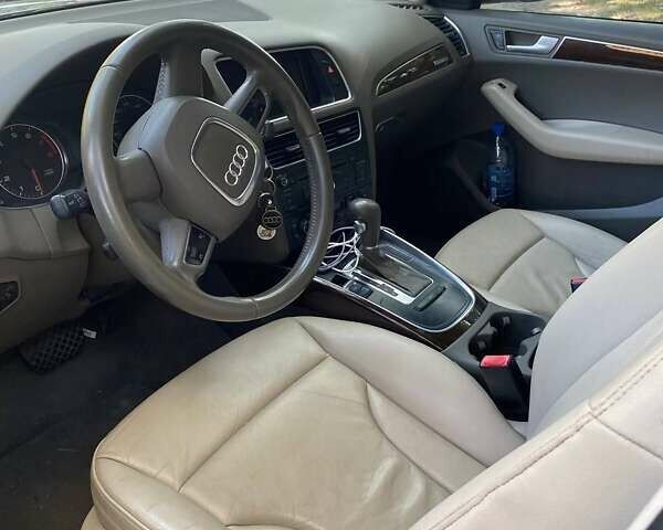 Коричневий Ауді Ку 5, об'ємом двигуна 2 л та пробігом 90 тис. км за 16000 $, фото 3 на Automoto.ua