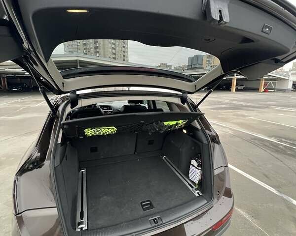 Коричневий Ауді Ку 5, об'ємом двигуна 2 л та пробігом 271 тис. км за 16000 $, фото 17 на Automoto.ua