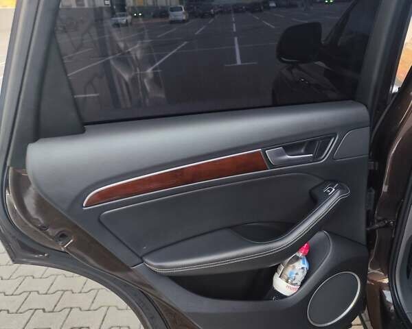 Коричневый Ауди Ку 5, объемом двигателя 1.97 л и пробегом 320 тыс. км за 17000 $, фото 38 на Automoto.ua