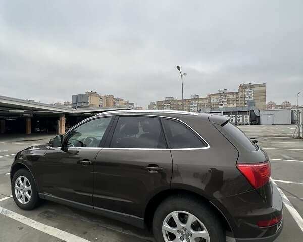 Коричневий Ауді Ку 5, об'ємом двигуна 2 л та пробігом 271 тис. км за 16000 $, фото 8 на Automoto.ua