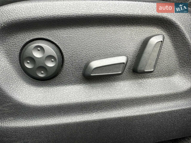 Ауди Ку 5 2012 в Луцке на Automoto.ua Коричневый Ауди Ку 5, объемом двигателя 2.97 л и пробегом 274 тыс. км за 17999 $, фото 33 на Automoto.ua