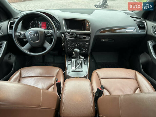 Коричневый Ауди Ку 5, объемом двигателя 2 л и пробегом 197 тыс. км за 13999 $, фото 30 на Automoto.ua