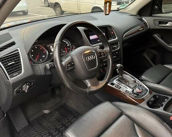 Коричневий Ауді Ку 5, об'ємом двигуна 1.97 л та пробігом 247 тис. км за 18900 $, фото 20 на Automoto.ua