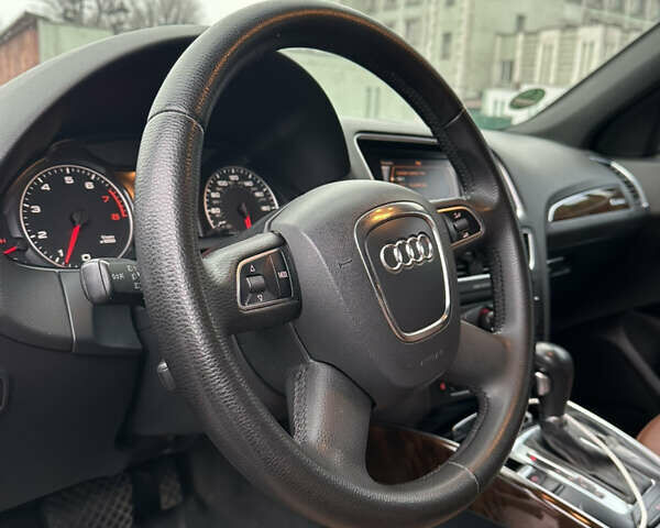 Коричневый Ауди Ку 5, объемом двигателя 2 л и пробегом 197 тыс. км за 13999 $, фото 39 на Automoto.ua