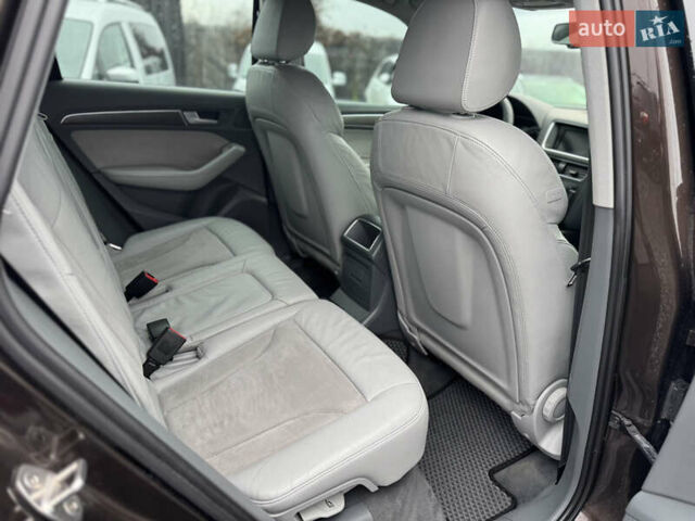 Коричневый Ауди Ку 5, объемом двигателя 2 л и пробегом 259 тыс. км за 16850 $, фото 39 на Automoto.ua