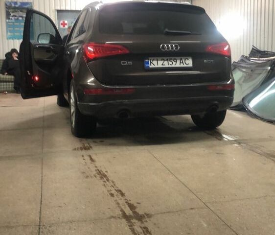 Коричневый Ауди Ку 5, объемом двигателя 2 л и пробегом 137 тыс. км за 17000 $, фото 3 на Automoto.ua