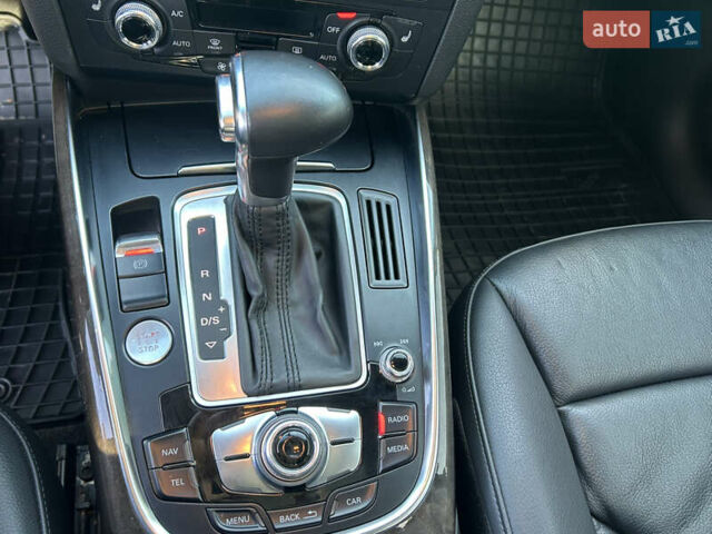 Коричневый Ауди Ку 5, объемом двигателя 2 л и пробегом 157 тыс. км за 14799 $, фото 31 на Automoto.ua