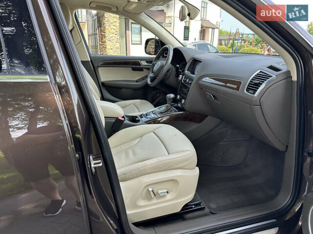 Коричневый Ауди Ку 5, объемом двигателя 2 л и пробегом 96 тыс. км за 16499 $, фото 28 на Automoto.ua