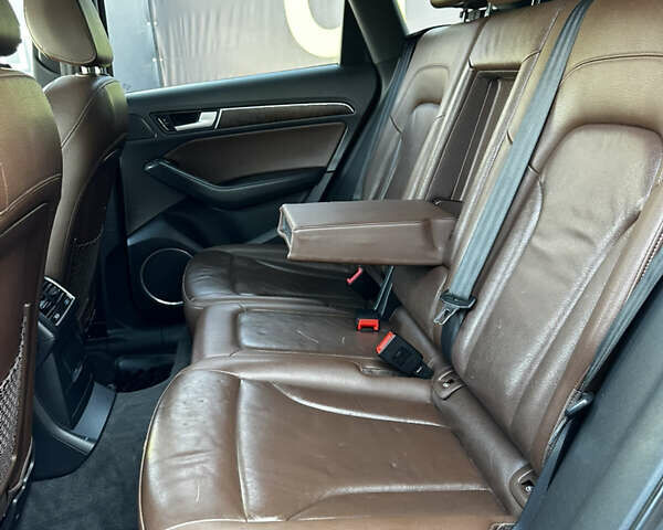 Красный Ауди Ку 5, объемом двигателя 1.98 л и пробегом 142 тыс. км за 15400 $, фото 17 на Automoto.ua