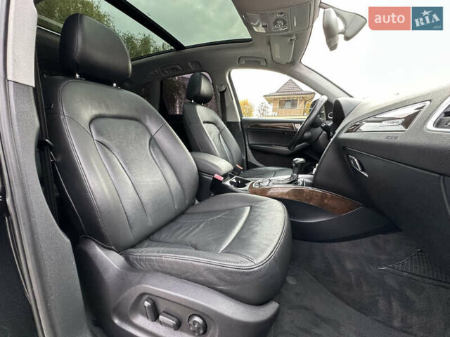 Красный Ауди Ку 5, объемом двигателя 1.98 л и пробегом 125 тыс. км за 15999 $, фото 26 на Automoto.ua