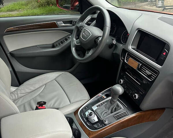 Червоний Ауді Ку 5, об'ємом двигуна 1.98 л та пробігом 245 тис. км за 15000 $, фото 8 на Automoto.ua