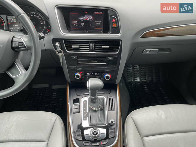 Красный Ауди Ку 5, объемом двигателя 1.98 л и пробегом 245 тыс. км за 14777 $, фото 21 на Automoto.ua