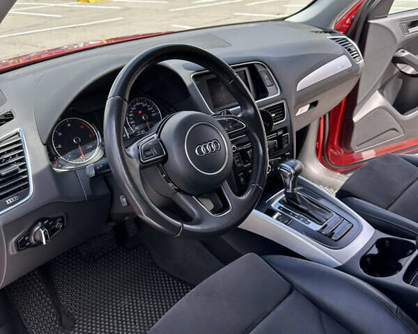 Красный Ауди Ку 5, объемом двигателя 1.97 л и пробегом 183 тыс. км за 20999 $, фото 12 на Automoto.ua