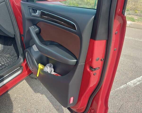 Червоний Ауді Ку 5, об'ємом двигуна 2 л та пробігом 224 тис. км за 15500 $, фото 17 на Automoto.ua