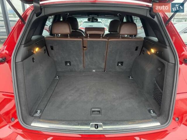 Красный Ауди Ку 5, объемом двигателя 2 л и пробегом 184 тыс. км за 17300 $, фото 6 на Automoto.ua