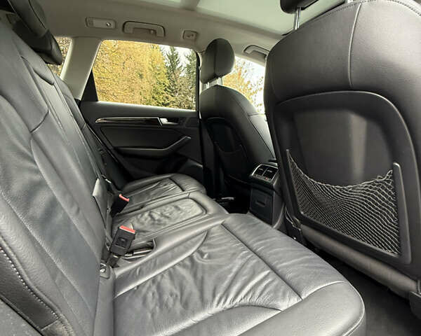 Ауді Ку 5 2015 у Самборе на Automoto.ua Червоний Ауді Ку 5, об'ємом двигуна 2 л та пробігом 182 тис. км за 14950 $, фото 39 на Automoto.ua