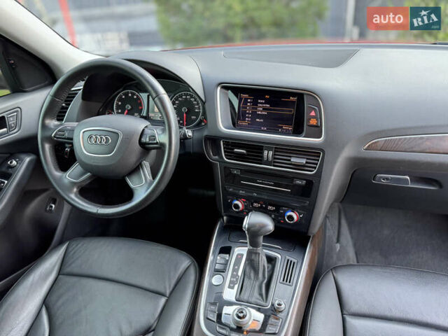 Красный Ауди Ку 5, объемом двигателя 1.98 л и пробегом 242 тыс. км за 13550 $, фото 49 на Automoto.ua