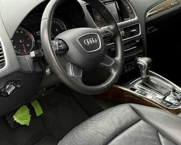 Ауді Ку 5 2015 у Самборе на Automoto.ua Червоний Ауді Ку 5, об'ємом двигуна 2 л та пробігом 182 тис. км за 14950 $, фото 26 на Automoto.ua