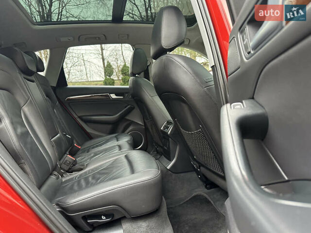 Красный Ауди Ку 5, объемом двигателя 2 л и пробегом 190 тыс. км за 15900 $, фото 81 на Automoto.ua