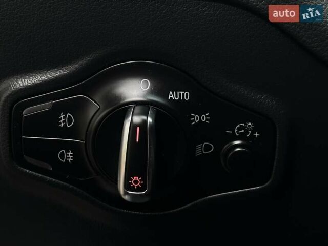 Красный Ауди Ку 5, объемом двигателя 1.98 л и пробегом 87 тыс. км за 20450 $, фото 28 на Automoto.ua