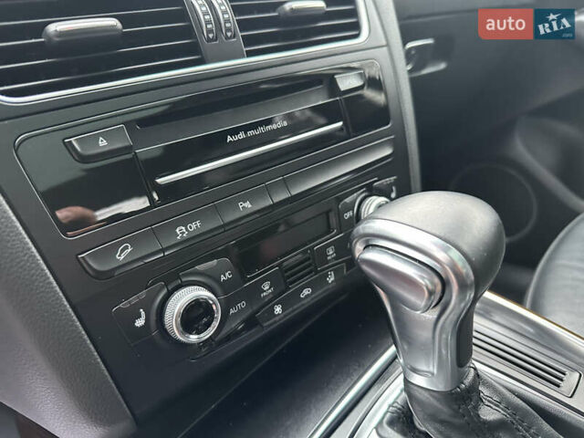 Красный Ауди Ку 5, объемом двигателя 2 л и пробегом 190 тыс. км за 15900 $, фото 60 на Automoto.ua