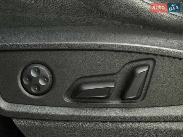 Червоний Ауді Ку 5, об'ємом двигуна 1.98 л та пробігом 185 тис. км за 25500 $, фото 26 на Automoto.ua