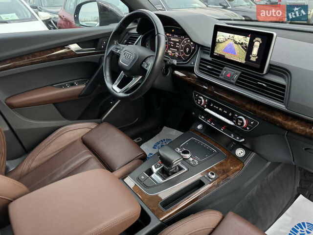 Красный Ауди Ку 5, объемом двигателя 2 л и пробегом 233 тыс. км за 20999 $, фото 32 на Automoto.ua