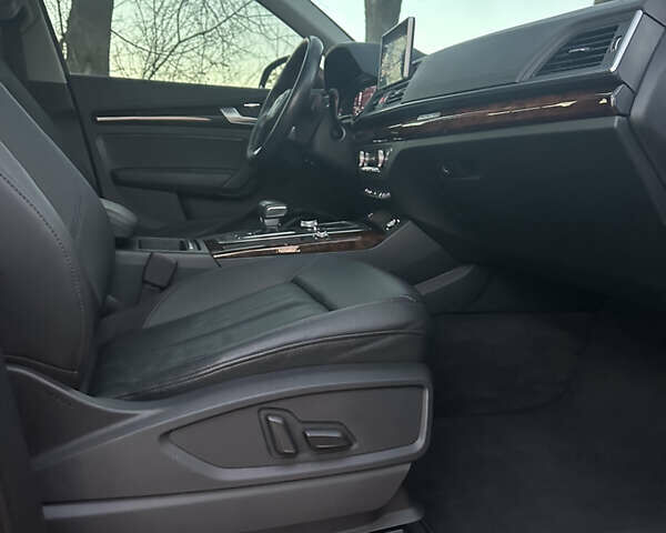 Красный Ауди Ку 5, объемом двигателя 1.98 л и пробегом 154 тыс. км за 23700 $, фото 55 на Automoto.ua