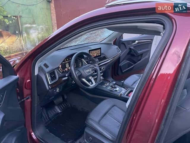 Червоний Ауді Ку 5, об'ємом двигуна 1.98 л та пробігом 93 тис. км за 13000 $, фото 7 на Automoto.ua