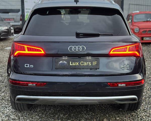 Красный Ауди Ку 5, объемом двигателя 2 л и пробегом 233 тыс. км за 20999 $, фото 43 на Automoto.ua