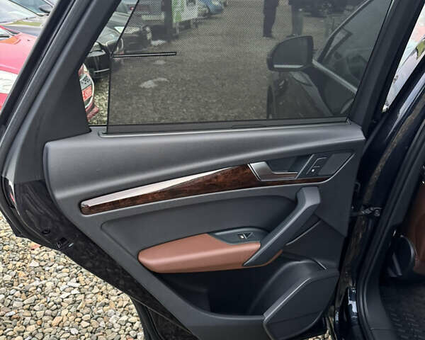 Красный Ауди Ку 5, объемом двигателя 2 л и пробегом 233 тыс. км за 20999 $, фото 23 на Automoto.ua