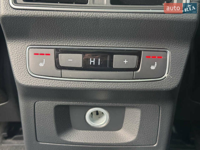 Красный Ауди Ку 5, объемом двигателя 1.98 л и пробегом 124 тыс. км за 27950 $, фото 47 на Automoto.ua