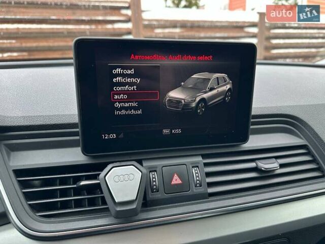 Красный Ауди Ку 5, объемом двигателя 1.97 л и пробегом 180 тыс. км за 28999 $, фото 28 на Automoto.ua