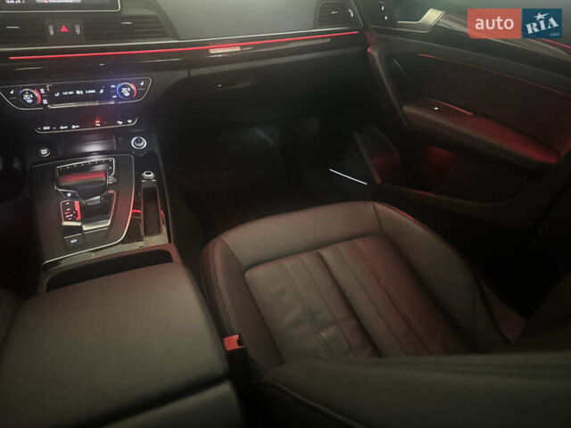 Красный Ауди Ку 5, объемом двигателя 1.98 л и пробегом 124 тыс. км за 27950 $, фото 65 на Automoto.ua