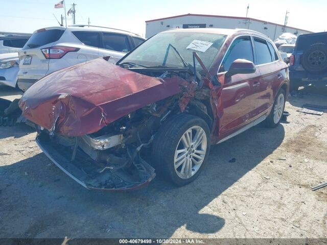 Красный Ауди Ку 5, объемом двигателя 2 л и пробегом 157 тыс. км за 12500 $, фото 2 на Automoto.ua