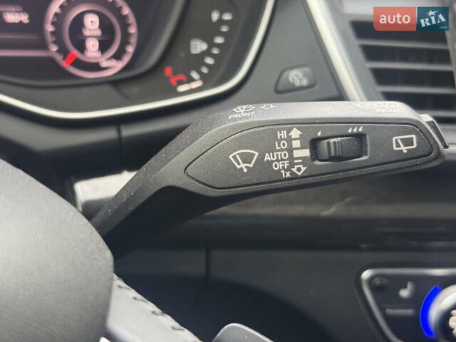 Красный Ауди Ку 5, объемом двигателя 1.98 л и пробегом 124 тыс. км за 27950 $, фото 32 на Automoto.ua